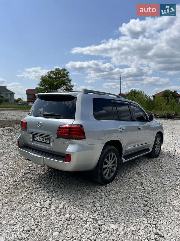 Внедорожник / Кроссовер Lexus LX 2010 в Тернополе