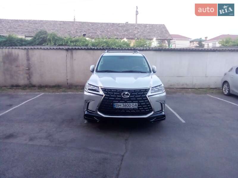 Внедорожник / Кроссовер Lexus LX 2008 в Одессе