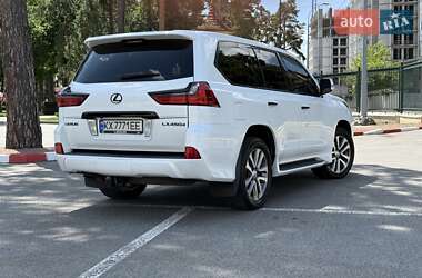 Внедорожник / Кроссовер Lexus LX 2015 в 