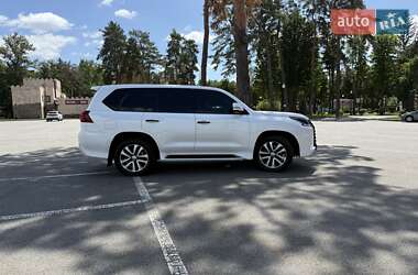 Внедорожник / Кроссовер Lexus LX 2015 в 