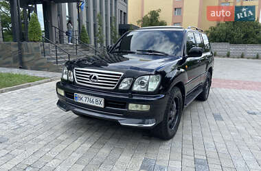 Позашляховик / Кросовер Lexus LX 2004 в Рівному