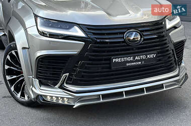 Внедорожник / Кроссовер Lexus LX 2022 в 