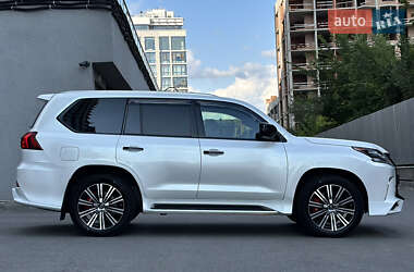 Внедорожник / Кроссовер Lexus LX 2019 в 