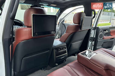 Внедорожник / Кроссовер Lexus LX 2019 в 