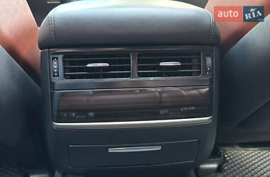 Внедорожник / Кроссовер Lexus LX 2019 в 
