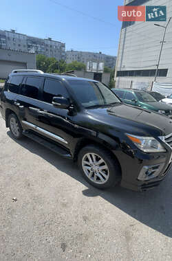 Внедорожник / Кроссовер Lexus LX 2013 в 