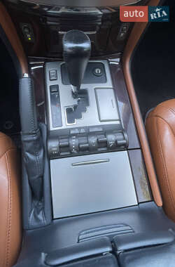 Внедорожник / Кроссовер Lexus LX 2013 в 