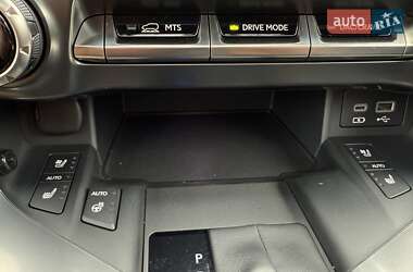 Внедорожник / Кроссовер Lexus LX 2022 в 