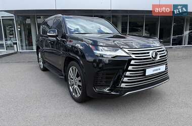 Внедорожник / Кроссовер Lexus LX 2023 в 