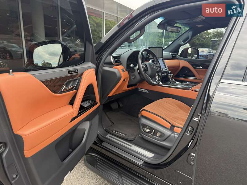 Внедорожник / Кроссовер Lexus LX 2023 в Днепре