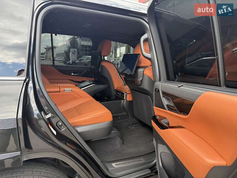 Внедорожник / Кроссовер Lexus LX 2023 в Днепре
