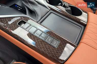 Внедорожник / Кроссовер Lexus LX 2023 в 