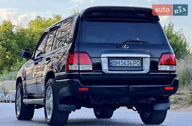 Внедорожник / Кроссовер Lexus LX 2003 в 