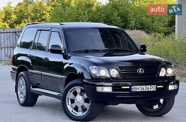 Внедорожник / Кроссовер Lexus LX 2003 в 