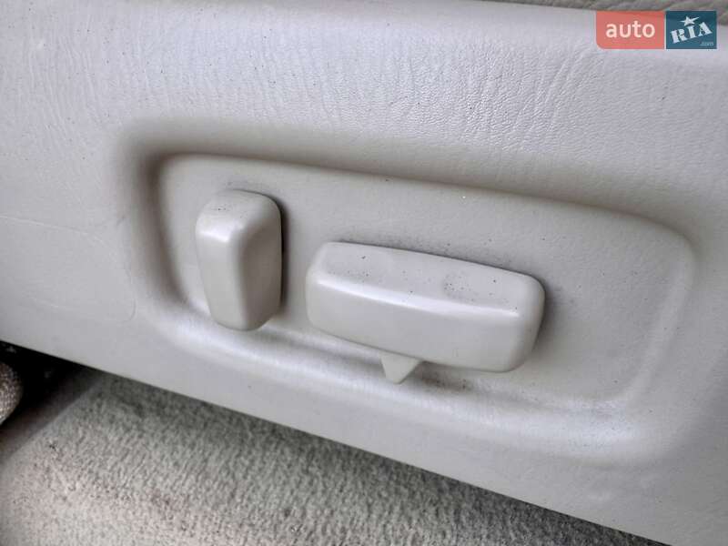 Внедорожник / Кроссовер Lexus LX 2003 в Одессе фото 54 Внедорожник / Кроссовер Lexus LX 2003 в Одессе