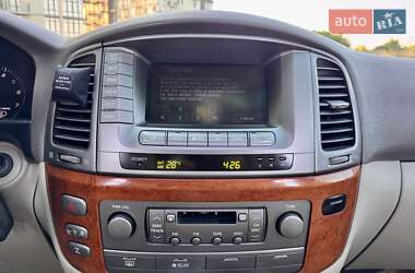 Внедорожник / Кроссовер Lexus LX 2003 в 