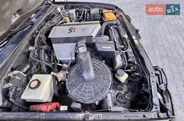 Внедорожник / Кроссовер Lexus LX 2003 в 