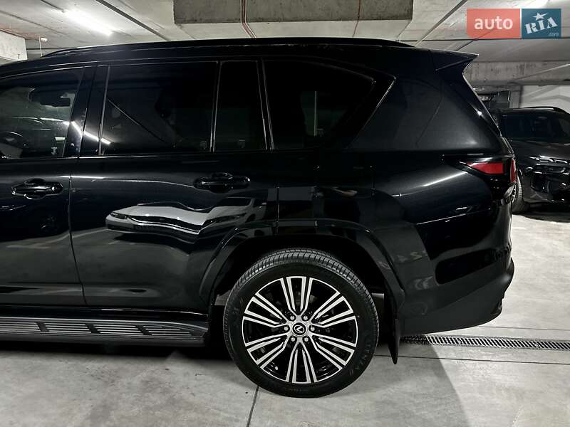 Внедорожник / Кроссовер Lexus LX 2022 в Днепре