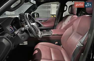 Позашляховик / Кросовер Lexus LX 2022 в 