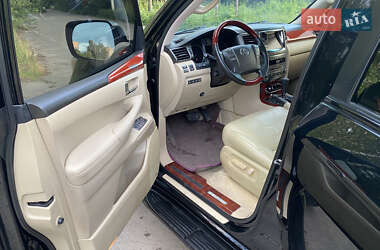 Позашляховик / Кросовер Lexus LX 2008 в 