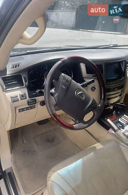 Внедорожник / Кроссовер Lexus LX 2012 в 