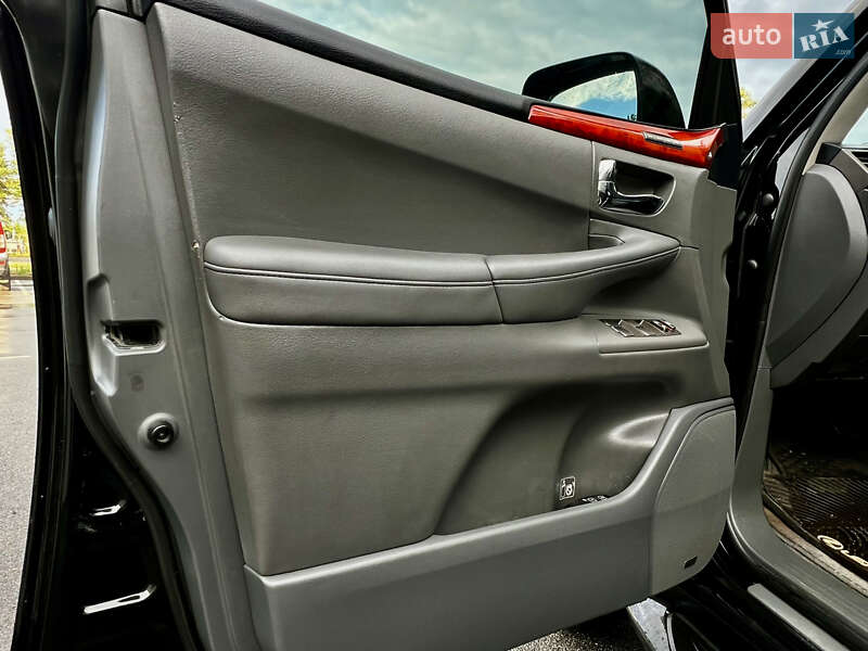 Позашляховик / Кросовер Lexus LX 2008 в Києві