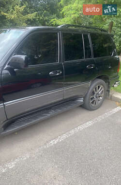 Внедорожник / Кроссовер Lexus LX 2006 в 