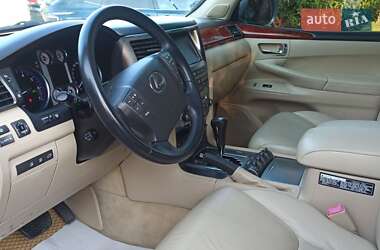Внедорожник / Кроссовер Lexus LX 2008 в 