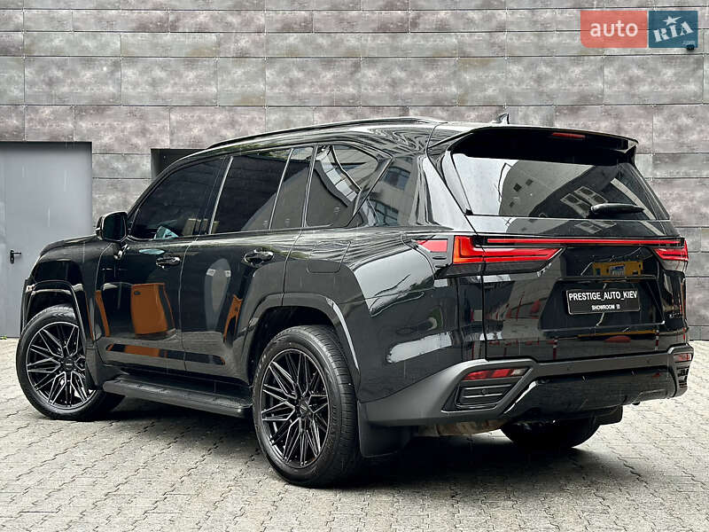 Внедорожник / Кроссовер Lexus LX 2022 в Киеве
