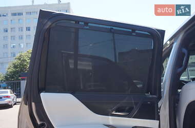 Внедорожник / Кроссовер Lexus LX 2022 в 