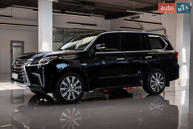 Позашляховик / Кросовер Lexus LX 2017 в Хмельницькому