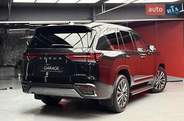 Позашляховик / Кросовер Lexus LX 2025 в 