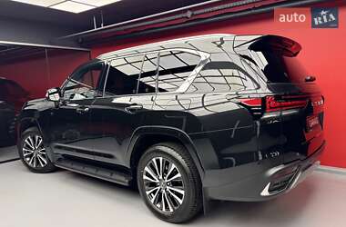 Позашляховик / Кросовер Lexus LX 2025 в 