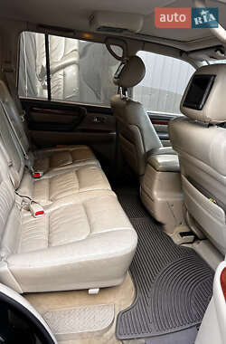 Внедорожник / Кроссовер Lexus LX 2001 в 
