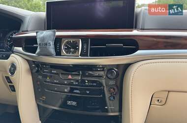 Позашляховик / Кросовер Lexus LX 2017 в 
