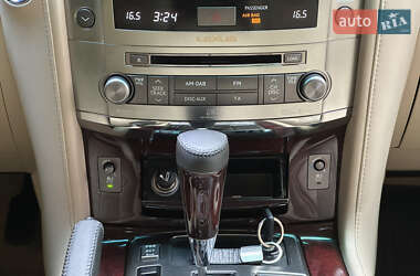 Внедорожник / Кроссовер Lexus LX 2011 в 