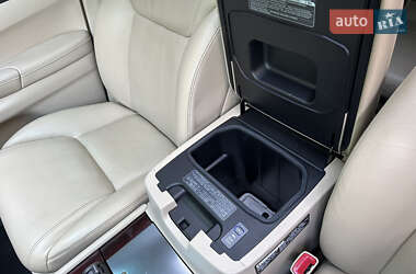 Внедорожник / Кроссовер Lexus LX 2011 в 