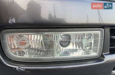 Внедорожник / Кроссовер Lexus LX 2006 в 