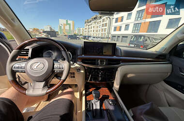 Внедорожник / Кроссовер Lexus LX 2016 в 