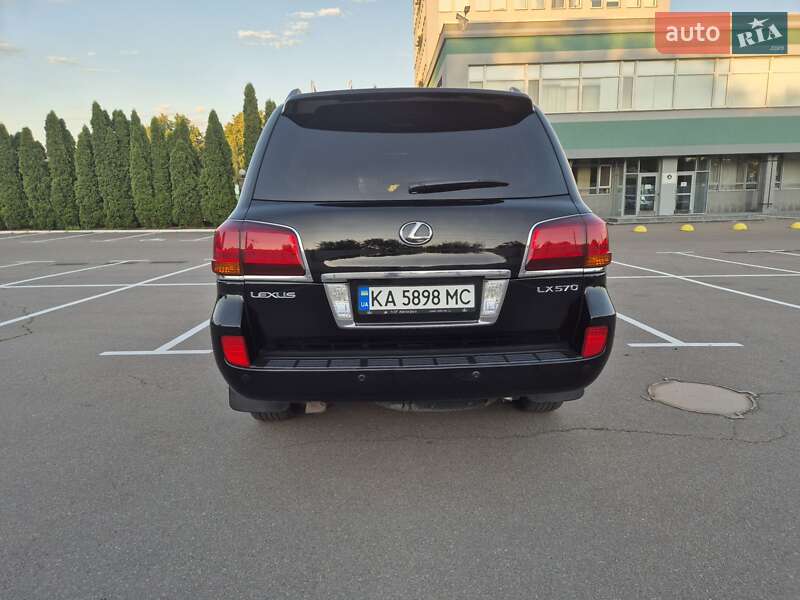 Внедорожник / Кроссовер Lexus LX 2008 в Киеве