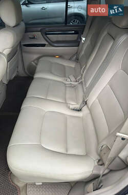 Позашляховик / Кросовер Lexus LX 2000 в 
