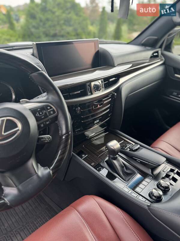 Внедорожник / Кроссовер Lexus LX 2019 в Днепре