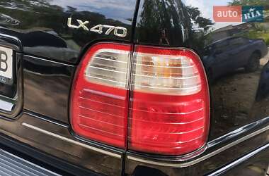 Внедорожник / Кроссовер Lexus LX 2000 в 