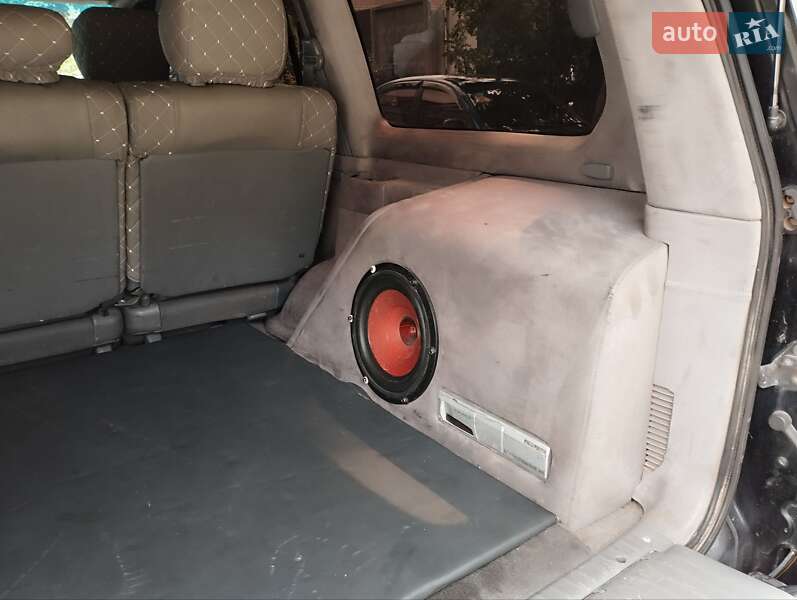 Позашляховик / Кросовер Lexus LX 2000 в Києві