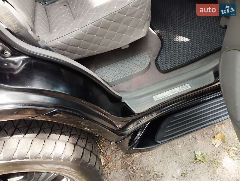 Позашляховик / Кросовер Lexus LX 2000 в Києві