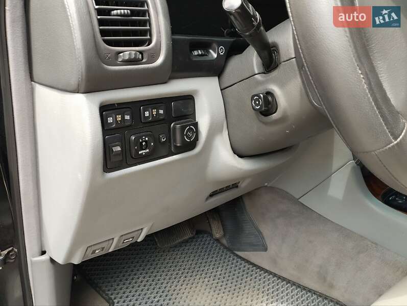 Позашляховик / Кросовер Lexus LX 2000 в Києві