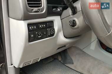 Внедорожник / Кроссовер Lexus LX 2000 в 