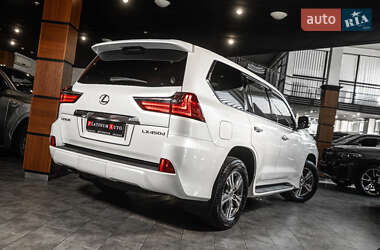 Позашляховик / Кросовер Lexus LX 2020 в 