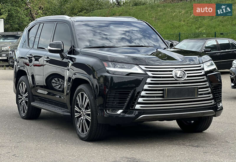 Lexus LX 2022