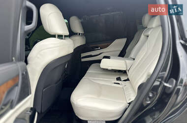 Позашляховик / Кросовер Lexus LX 2022 в 